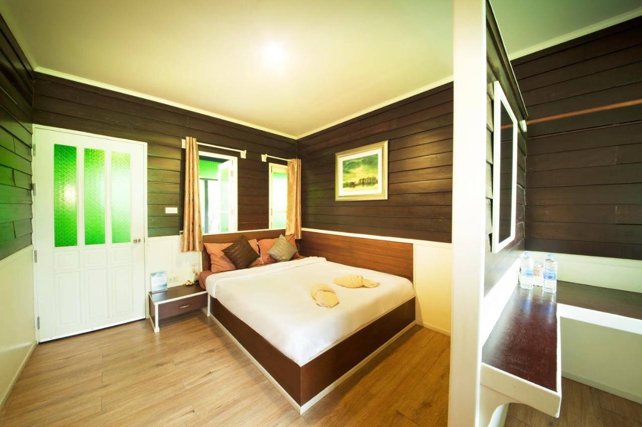 Hatthatara Resort Samut Songkhram エクステリア 写真